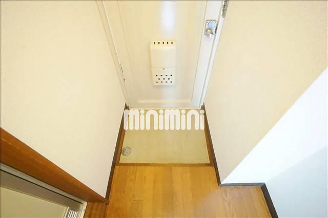 玄関　※同物件別号室の写真です