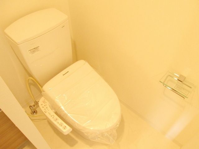 トイレ　★ウォシュレット付きのトイレです★