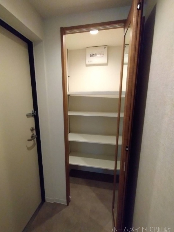 その他設備　奥行きのあるシューズボックス♪