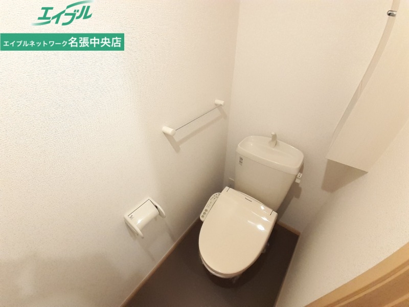トイレ　同型参考写真