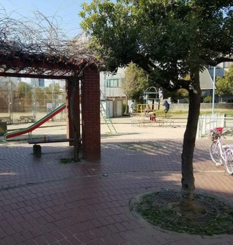 公園　中浜中央公園（公園）まで495m