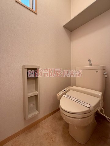 トイレ　落ち着いたトイレです