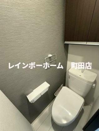トイレ　※同施工会社参考写真
