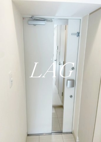 玄関　玄関です。