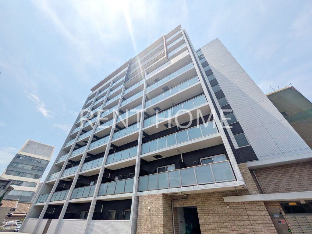 建物外観　鉄筋コンクリート造　１０階建