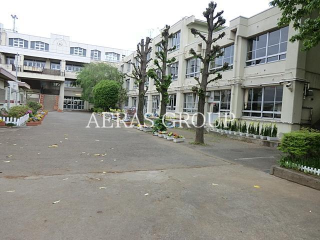 中学校　小平市立小平第五中学校（中学校）まで295m