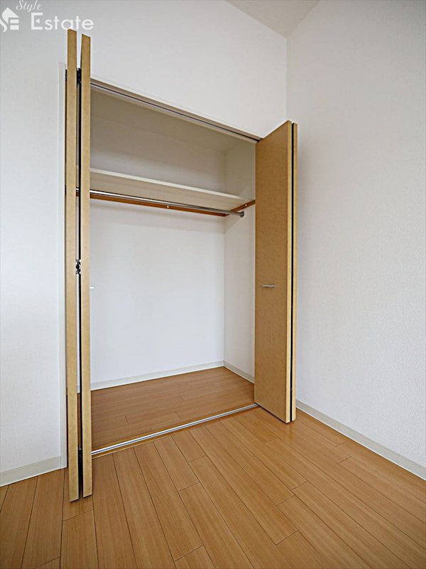 収納　クローゼット