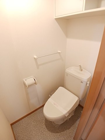 トイレ　コンパクトで使いやすいトイレです
