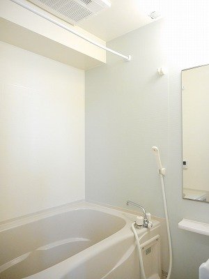 バス・シャワールーム　日々の暮らしに欠かせないお風呂です