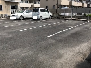 【前橋市上新田町のアパートの駐車場】