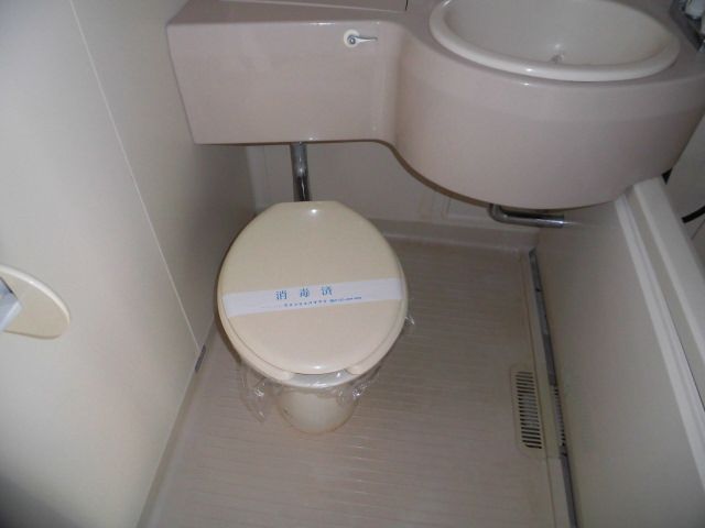 【アスターＢのトイレ】