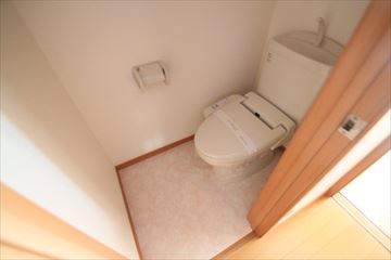 ラフィーネ泉中央のトイレ写真