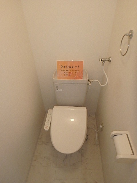 トイレ　ウォシュレット設置済みです！