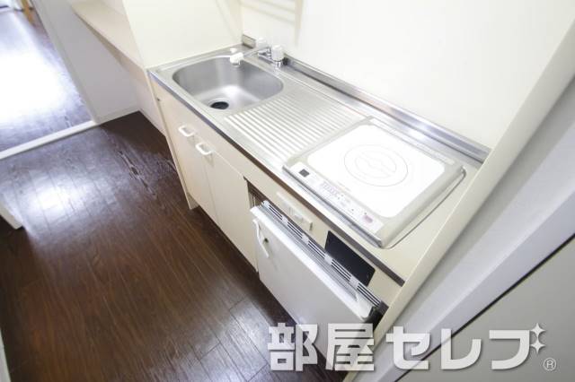 キッチン　コンパクトキッチン。