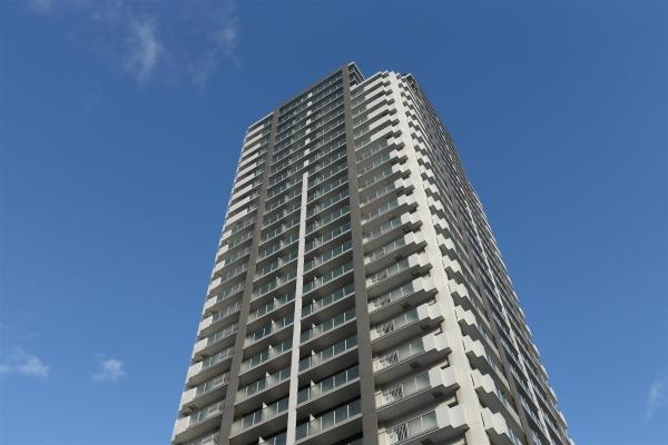 パシフィックタワー札幌の建物外観