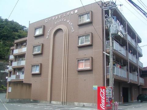 宇和島市丸穂町のマンションの建物外観