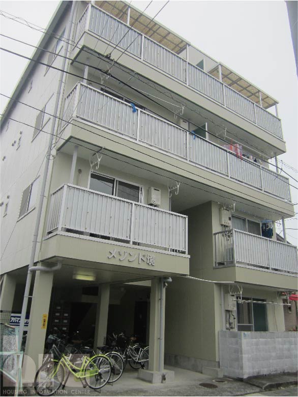 【熊本市中央区新屋敷のマンションの建物外観】