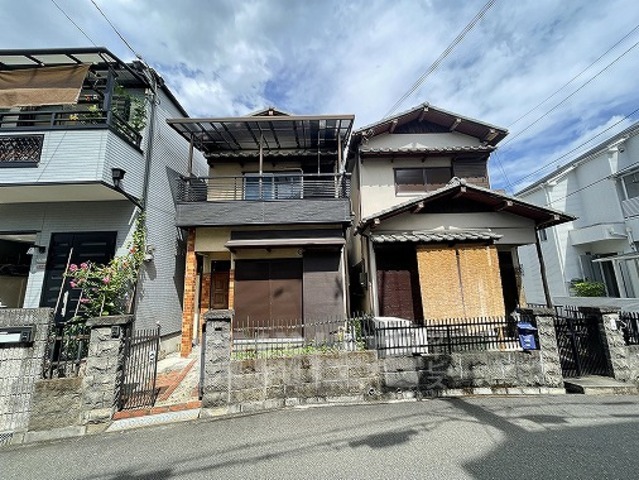 枚方市東香里元町のその他の建物外観