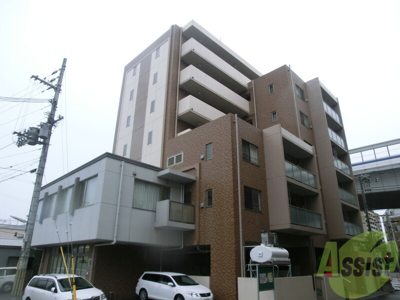 【神戸市東灘区魚崎西町のマンションの建物外観】