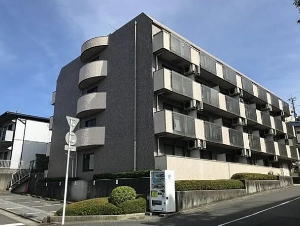 千葉市稲毛区園生町のマンションの建物外観