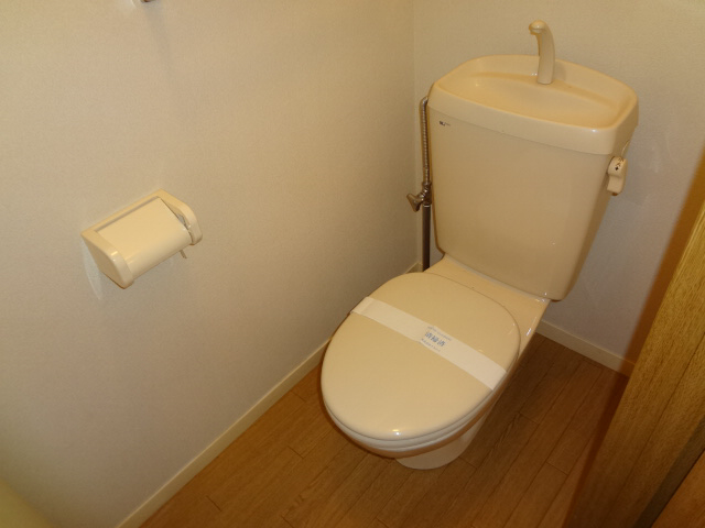 トイレ　トイレ