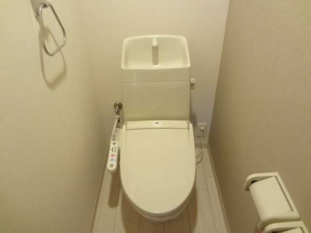 トイレ　シャワー付トイレ