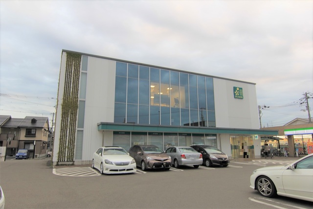 銀行　伊予銀行東野支店（銀行）まで676m