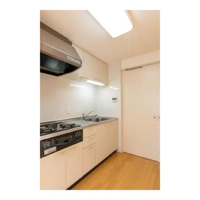 キッチン　※写真は同タイプ住戸です。