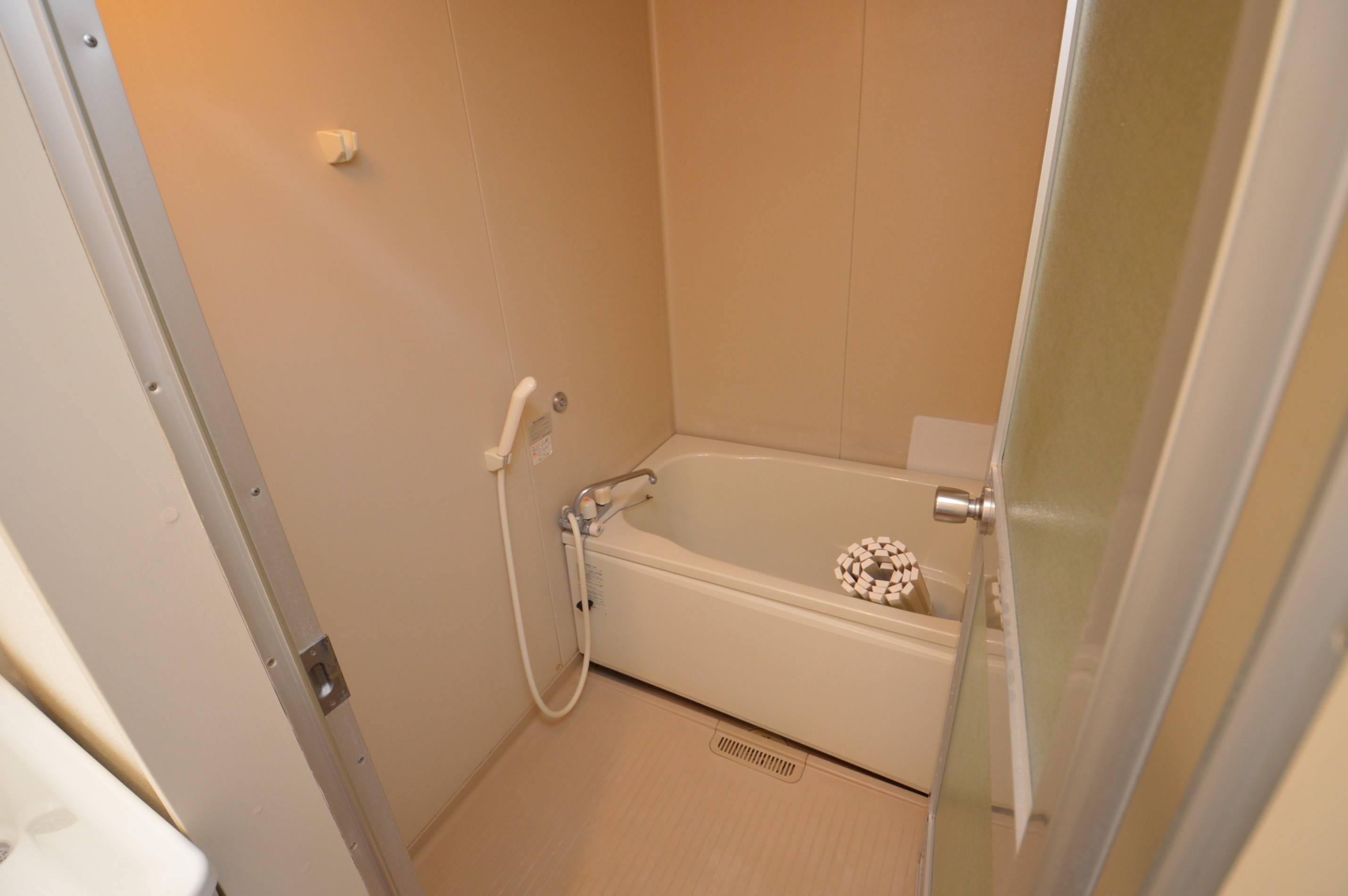 バス・シャワールーム　（参考）他室の写真を使用しています。現況優先となります。