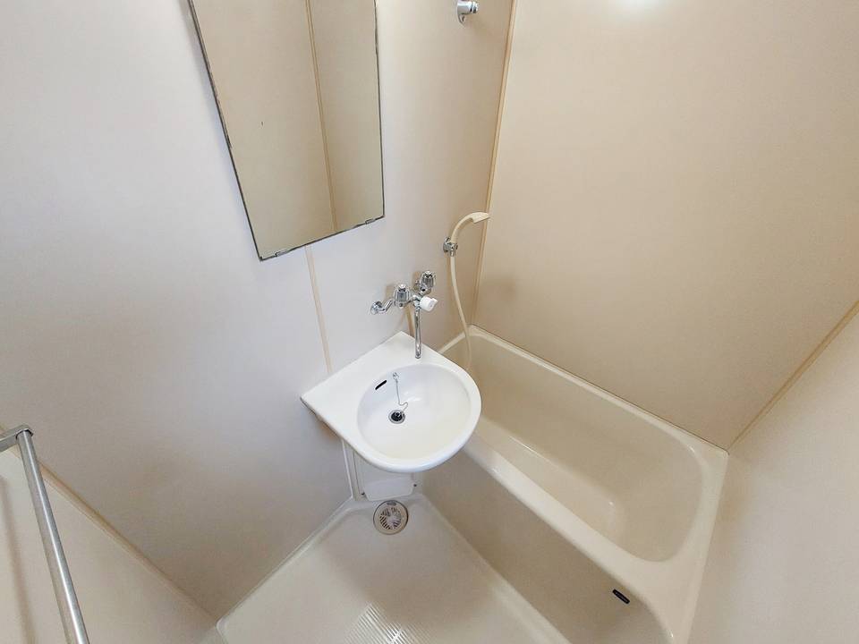 バス・シャワールーム　浴室