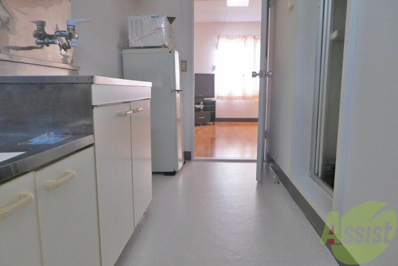 玄関　玄関から見たお部屋全体のお写真です。