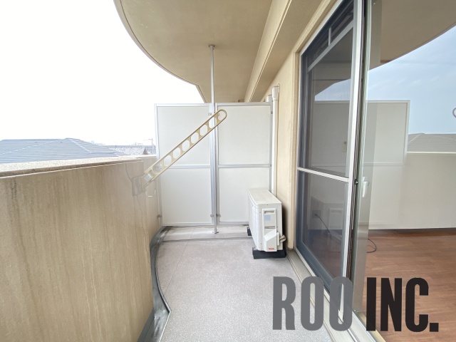 バルコニー　写真は反転のお部屋です
