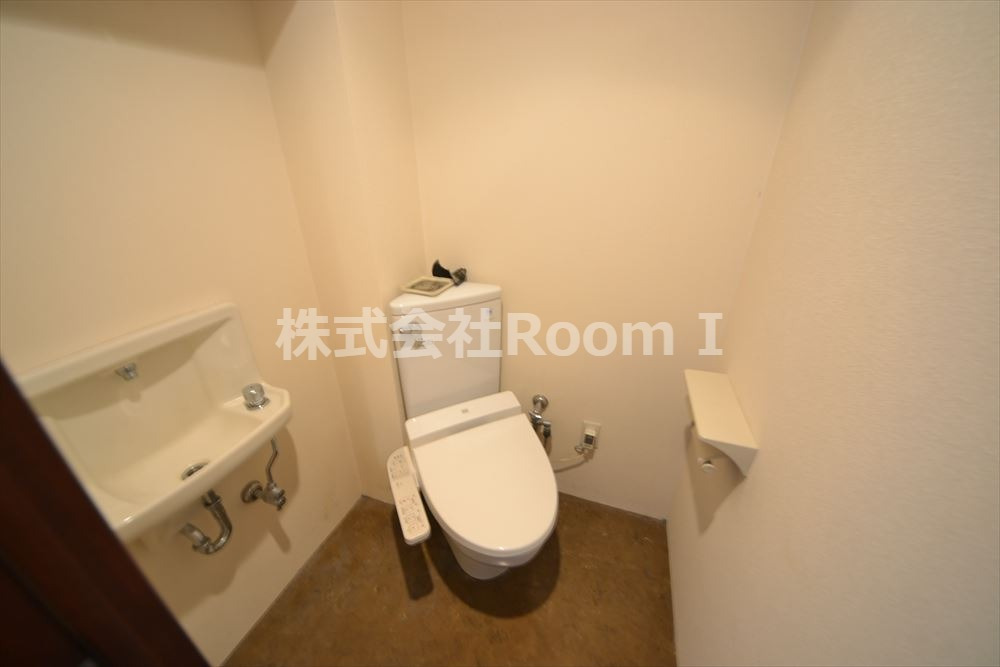 トイレ　シンプルで使いやすいトイレです