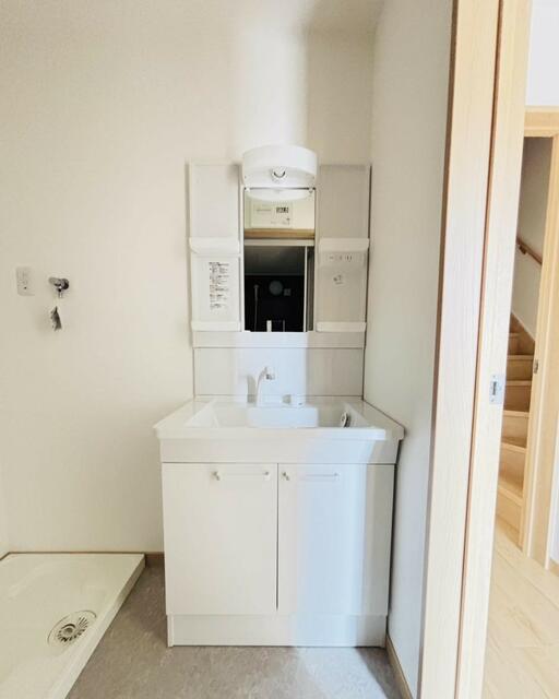 洗面設備　綺麗な洗面所??