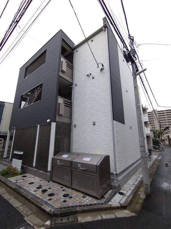 建物外観　建築中