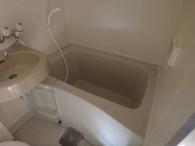 バス・シャワールーム　一日の疲れを癒やすバスルーム