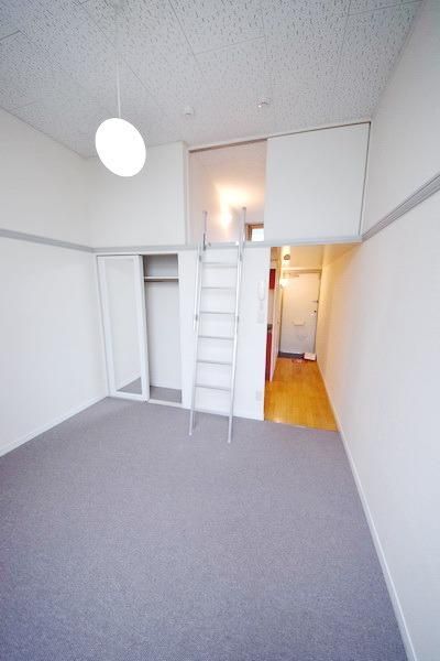 その他部屋・スペース　★ロフト付きのお部屋なので、天井が高くて開放的です★