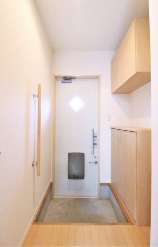 玄関　図面と現状に相違がある場合には現状を優先