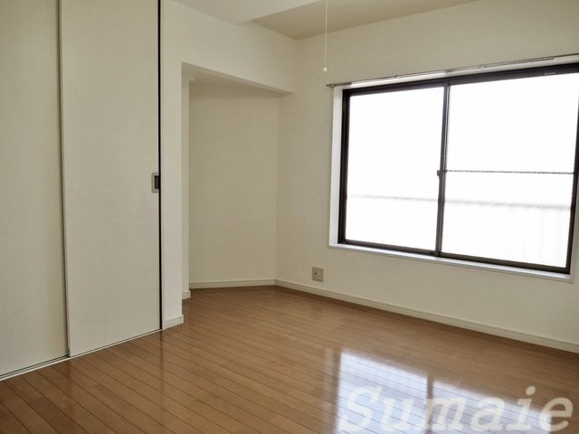 その他部屋・スペース　収納スペースもしっかりある洋室です♪