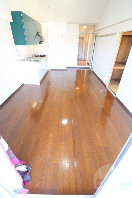 居室・リビング　１３．３帖のゆったりと過ごせるリビングです