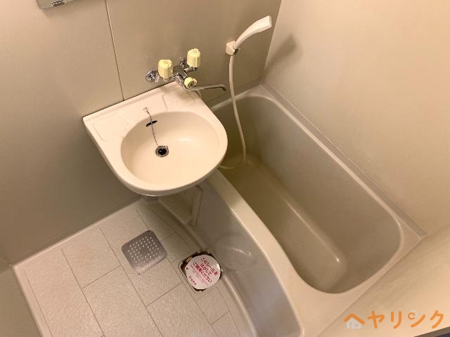 バス・シャワールーム　バス