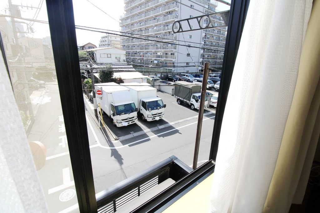 バルコニー　バルコニー