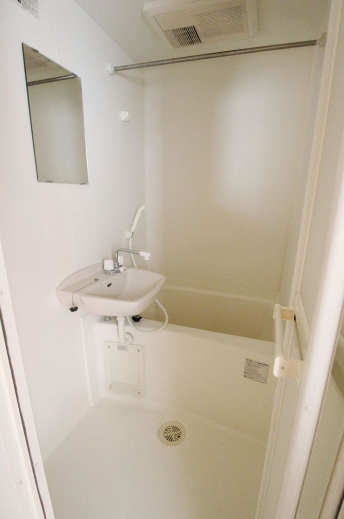 バス・シャワールーム　バス