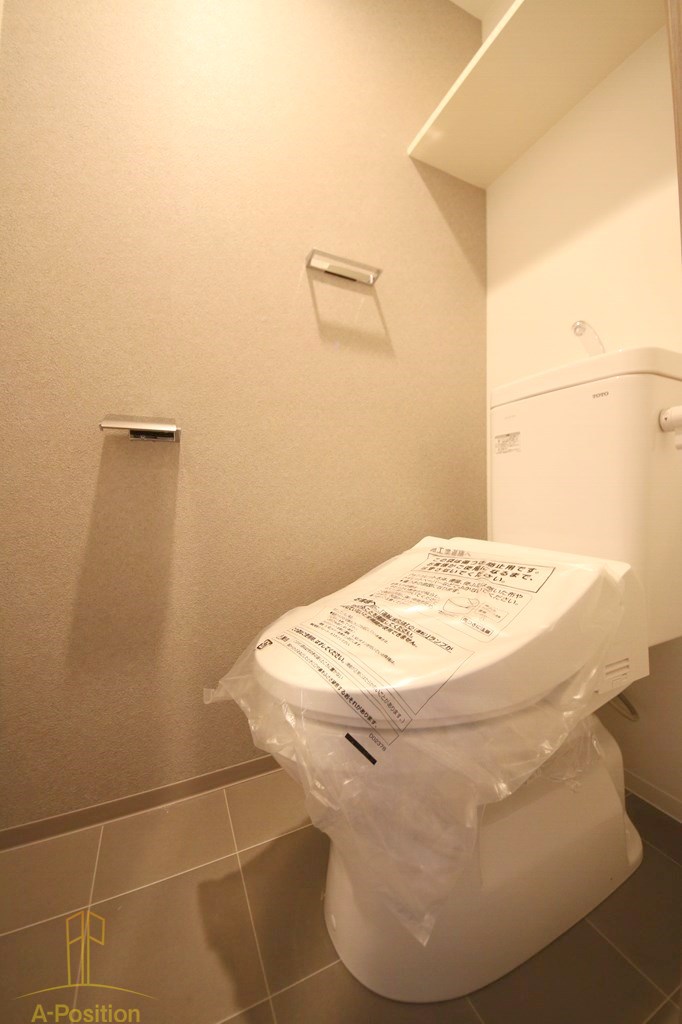 トイレ　アーバネックス梅田中崎町II