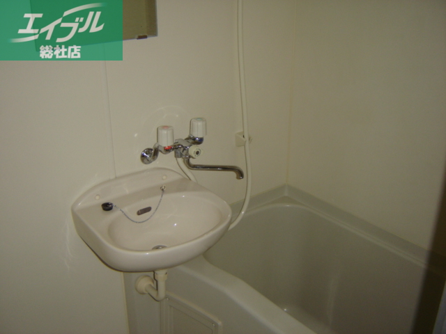 バス・シャワールーム　バス