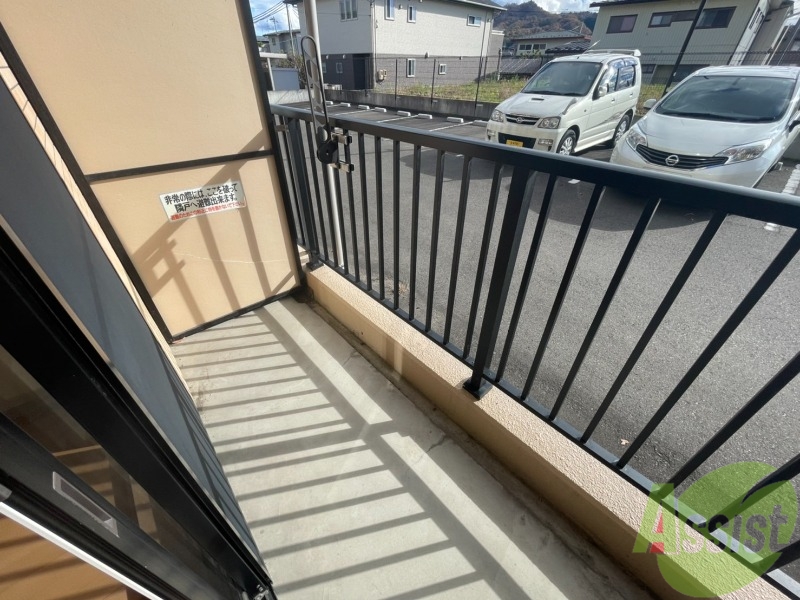 バルコニー　バルコニーはありませんが洗濯物は干せそうですよ