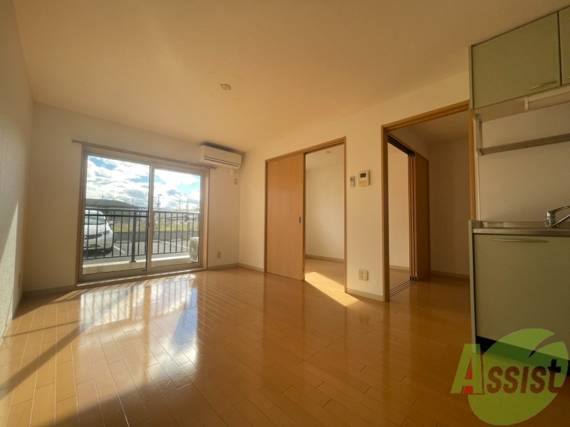 居室・リビング　１１．２帖のリビングです。広々としていますね。