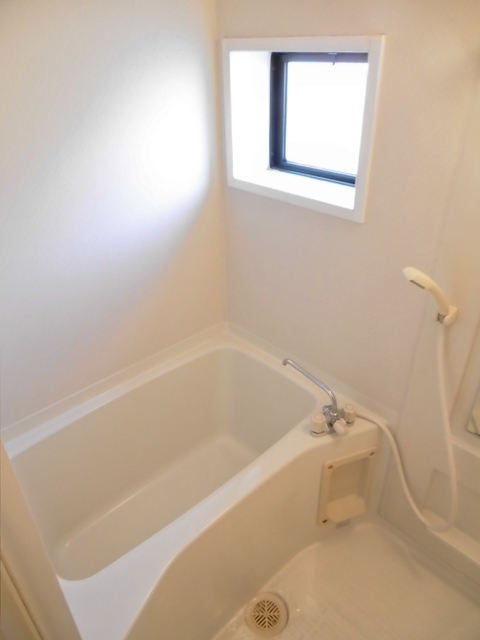 バス・シャワールーム　お風呂です