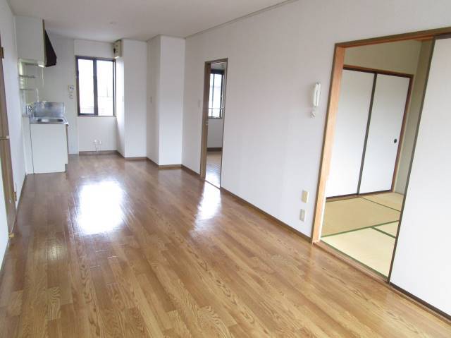 居室・リビング　居間です