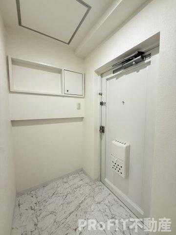 ＪＲ関西本線 ＪＲ難波駅 徒歩3分 7階建 築51年の玄関写真